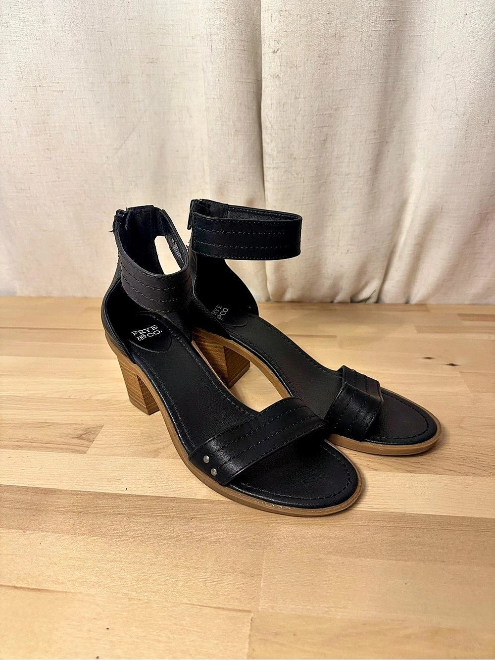 Frye and Co Black Heeled Sandals